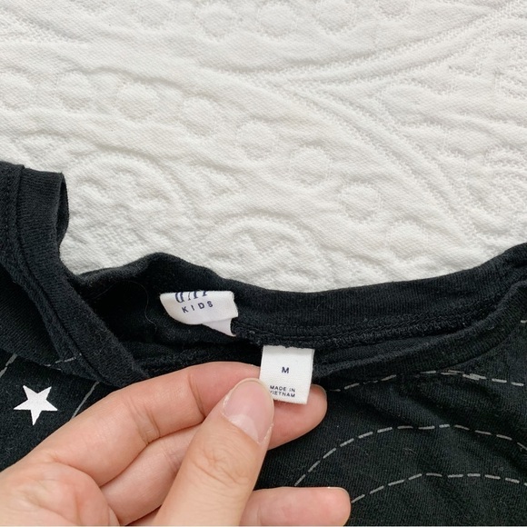 Gap Girls' Flippy Sequin Solar System Short Sleeve Tee Shirt - Picture 3 of 3